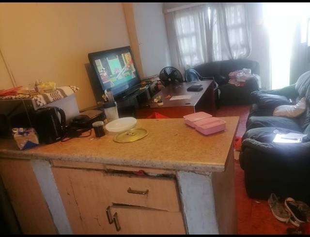 2 BEDROOM HOUSE FOR SALE IN ILLOVO BEACH